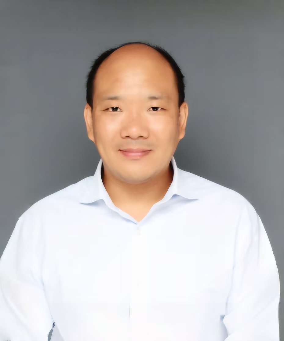 Prof. Qin
